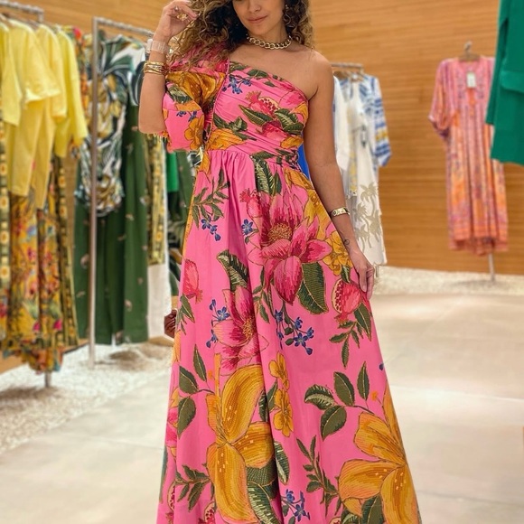 FARM Rio Dresses & Skirts - FARM Rio One Shoulder Pink Floral Dress Size M